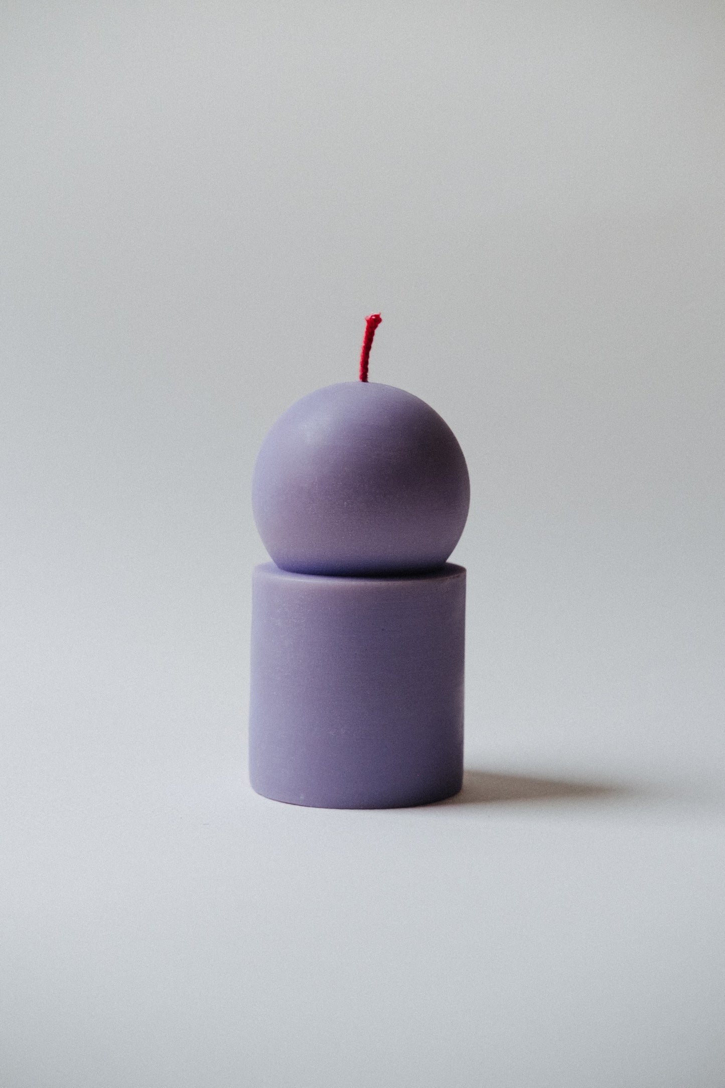 Lulu Candle violet